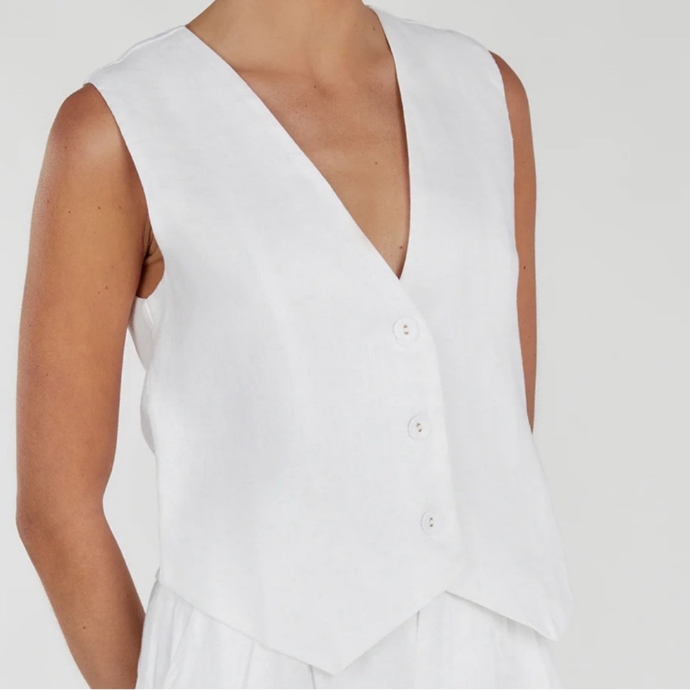 NWT Dissh Banks Linen Vest in White, Size US 4